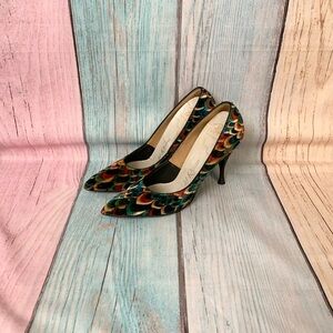 Vintage Rapier Gold Room peacock stiletto heels size 6